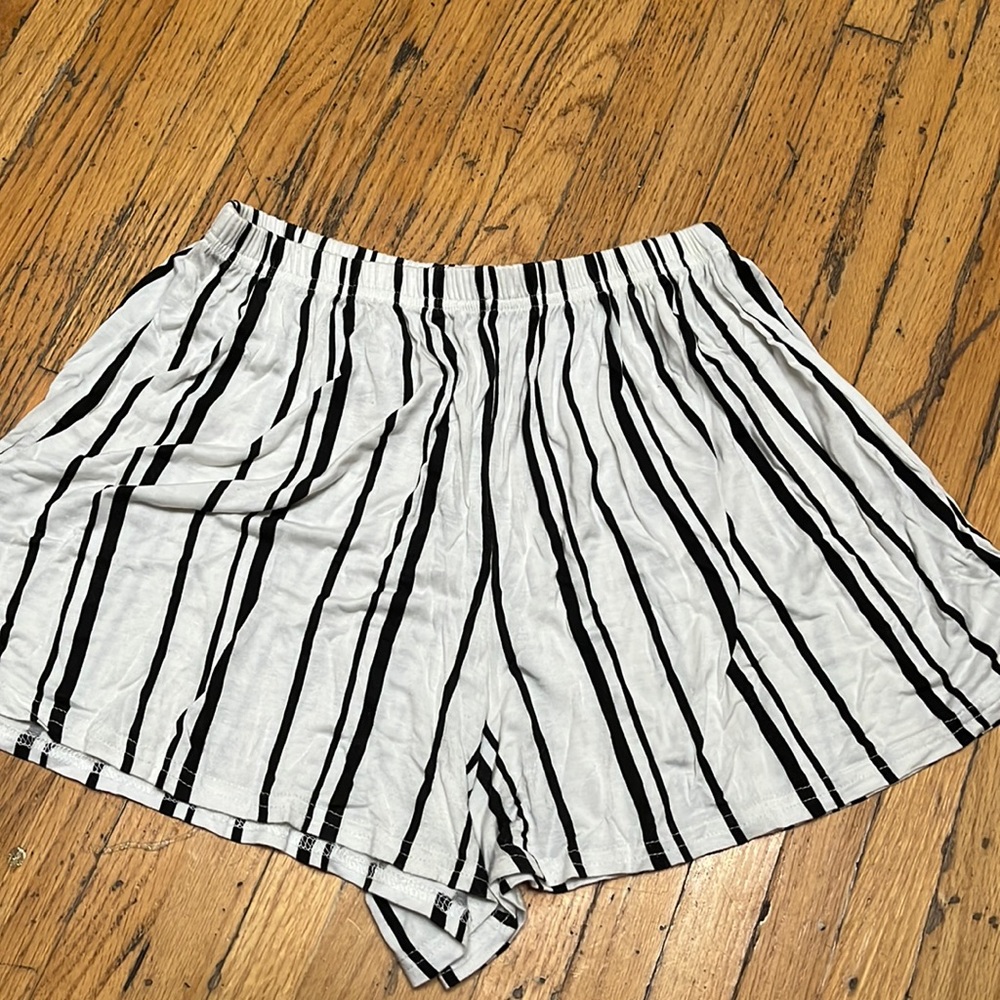 Nasty gal fabric shorts